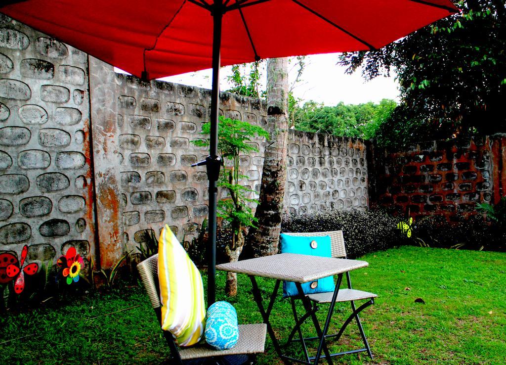 Tagaytay Garden Budgetel - City Center Тагайтай Экстерьер фото