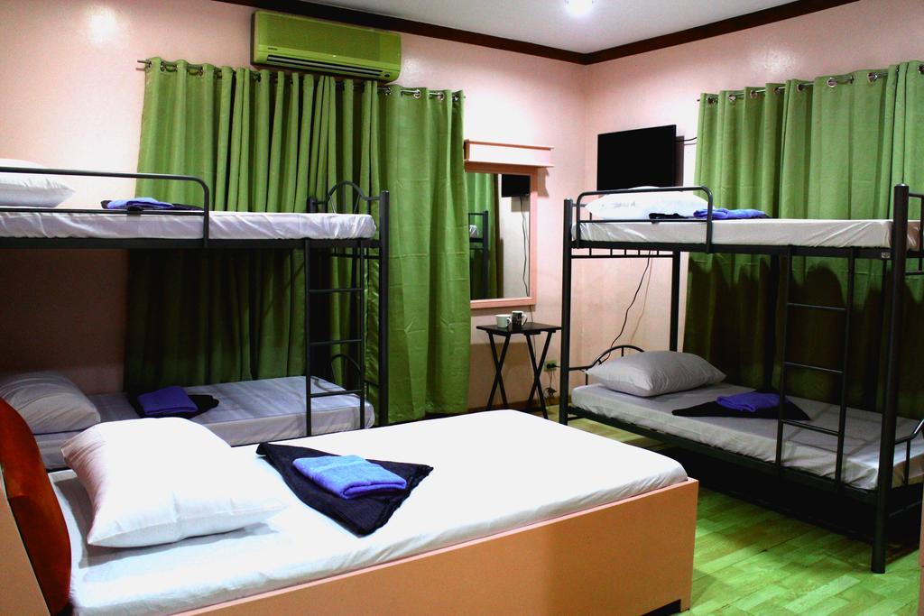 Tagaytay Garden Budgetel - City Center Тагайтай Номер фото